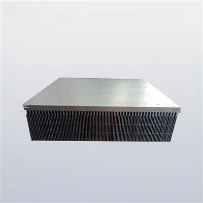 Niestandardowy aluminiowy radiator z wydrążonym żebrem|Zintegrowane rozwiązanie termiczne do zastosowań-o dużym strumieniu